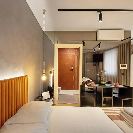 Apartment Teatro 6 *